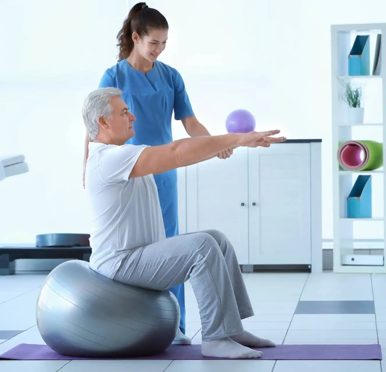 فیزیوتراپی بعد از تعویض مفصل لگن فیزیوتراپی بعد از تعویض مفصل لگن