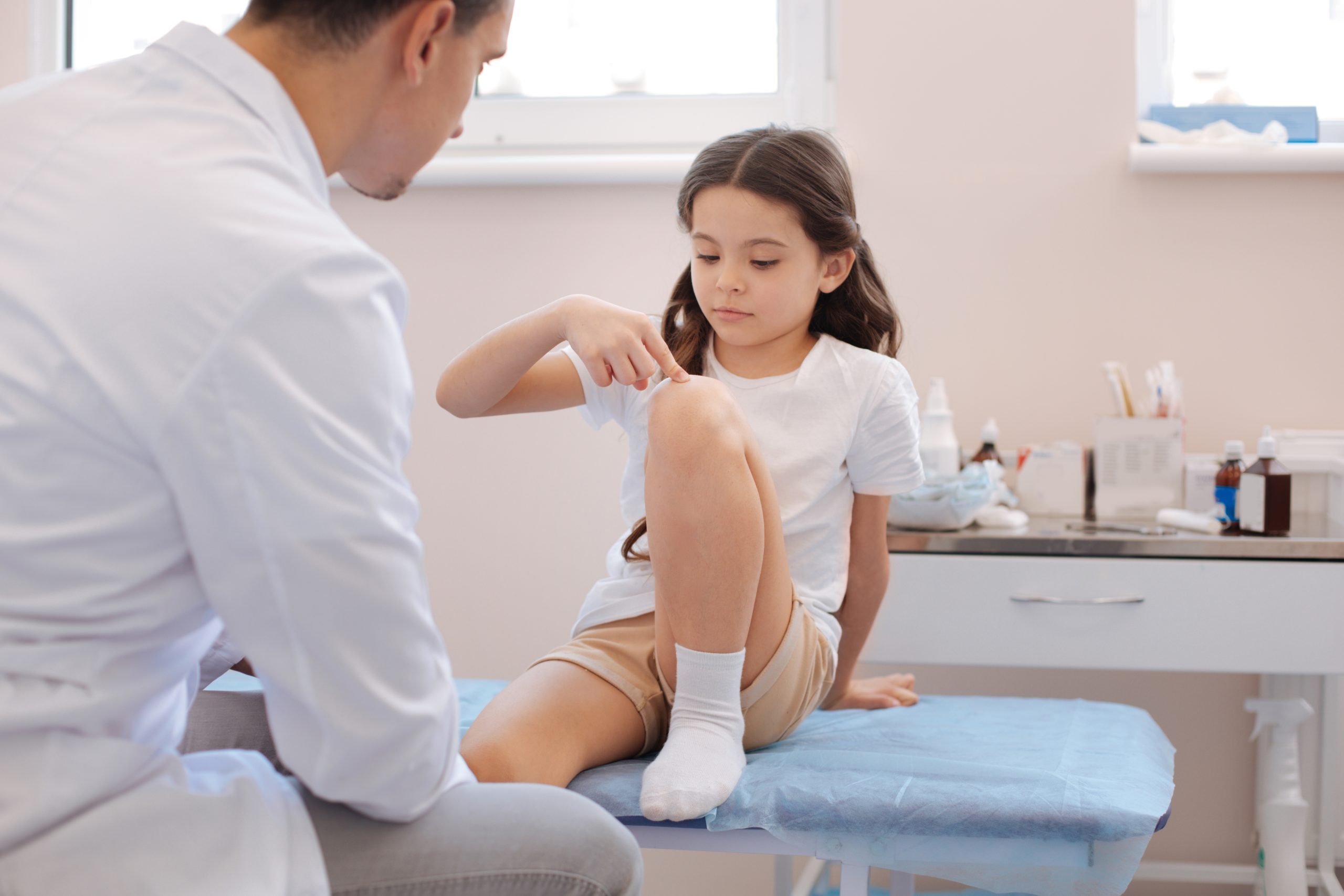 کیا بعد تزریق آمپول زانو بهبود میبابند